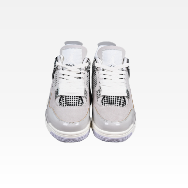 Nike Air Jordan 4 Retro Frozen Moments