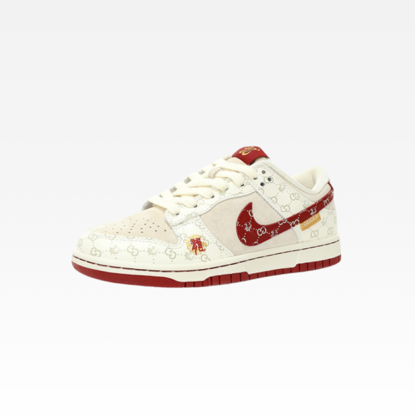 Nike x Gucci SB Dunk Low