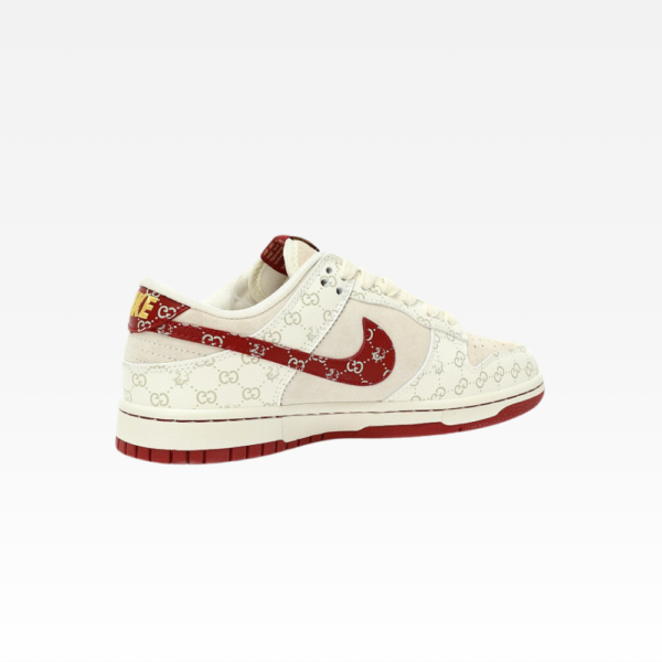 Nike x Gucci SB Dunk Low