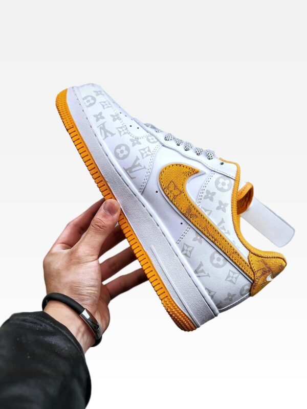 Nike Air Force Luminous Lift