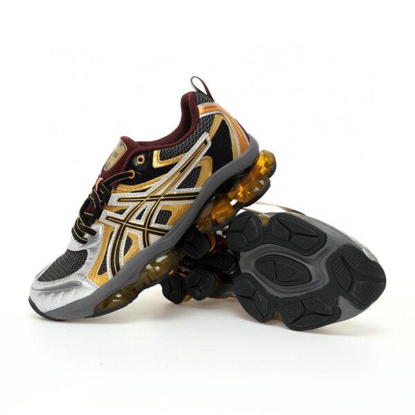 Asics Gel-Quantum Kinetic Carbon Pure Gold